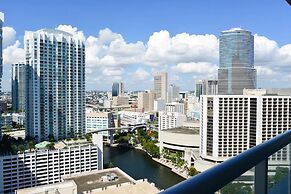 Luxury 2BR Condo at Icon Ocean View