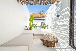 Casa Bella Villa by Betterplace