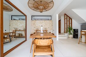 Casa Bella Villa by Betterplace