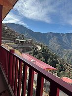 The Vintage Hill Village - Himalayan Boutique Resort