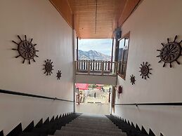 The Vintage Hill Village - Himalayan Boutique Resort