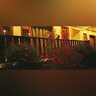 The Vintage Hill Village - Himalayan Boutique Resort