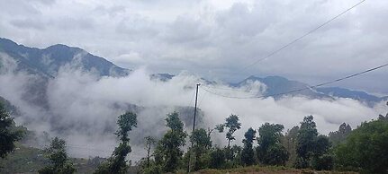 The Vintage Hill Village - Himalayan Boutique Resort