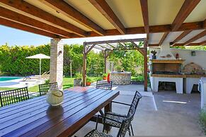 Villa Teresa in Roda