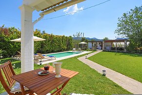 Villa Teresa in Roda