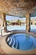 Amazing 5 Bedrooms and 04ba 6 Miles From Disney