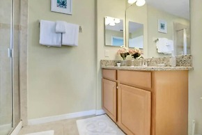 Amazing 5 Bedrooms and 04ba 6 Miles From Disney