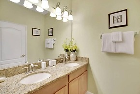 Amazing 5 Bedrooms and 04ba 6 Miles From Disney