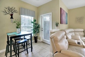 Amazing 5 Bedrooms and 04ba 6 Miles From Disney