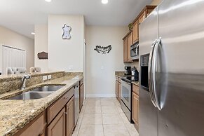 Amazing 5 Bedrooms and 04ba 6 Miles From Disney