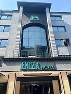 Eniza Hotel