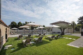 Villa Bernasconi - camere e ristorante -