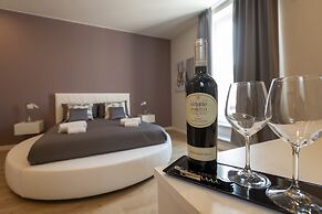 Villa Bernasconi - camere e ristorante -