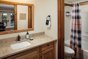 Lodge at Schroon Lake