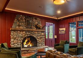 Lodge at Schroon Lake