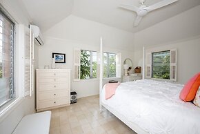 Palm Hill House 4 Bedroom Home