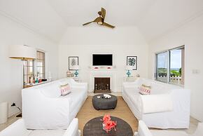 Palm Hill House 4 Bedroom Home