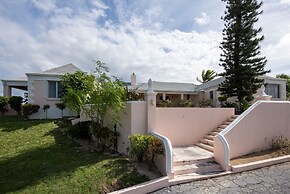 Palm Hill House 4 Bedroom Home