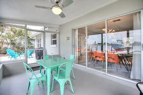 Salt Life - Weekly Vacation Rental 2 Bedroom Home by Redawning