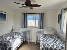 Annie's Beach House - Monthly Rental 2 Bedroom Home