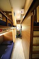 MAPLE SOCIAL HUBZ - Hostel