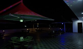 Treebo The King Mohali