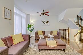 Urban Retreat A Modern 4BR Townhouse