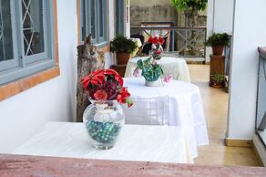 Art and Leisure-EB Hotel