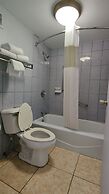 Countryside Inn & Suites