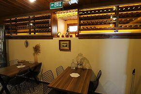 Olivia 1845 Guest House