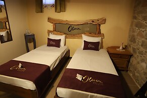 Olivia 1845 Guest House