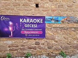 Olivia 1845 Guest House