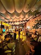 Olivia 1845 Guest House