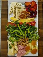 Olivia 1845 Guest House