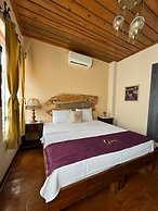 Olivia 1845 Guest House