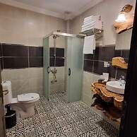 Olivia 1845 Guest House