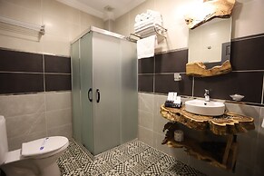 Olivia 1845 Guest House