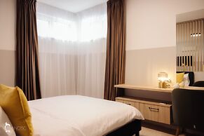 ZEN Garden Apartments