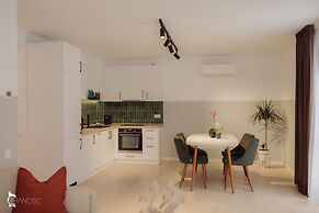 ZEN Garden Apartments