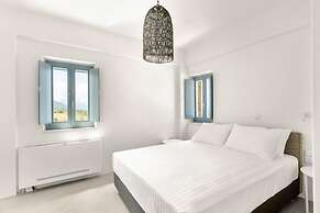 Patio Deluxe Villa Electra With Private Pool