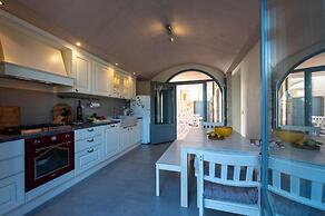 Patio Deluxe Villa Electra With Private Pool