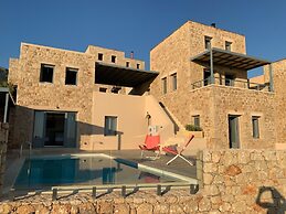 Patio 4 Bedrooms Villa Lydia With Private Pool