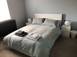 Warlands-Farm Guest-House