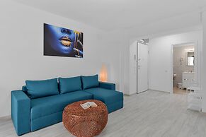 Pipera Stay
