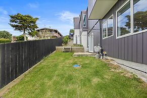Sensational North Shore Retreat -Netflix