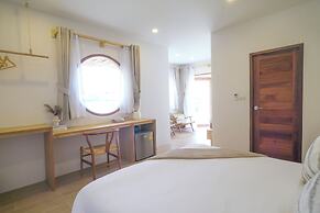 Smile Samui Chaweng Beach Front Resort