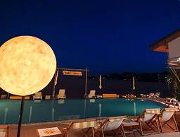 Smile Samui Chaweng Beach Front Resort