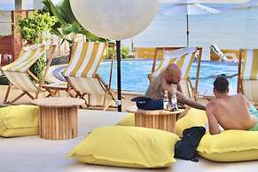 Smile Samui Chaweng Beach Front Resort