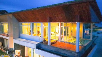 Smile Samui Chaweng Beach Front Resort