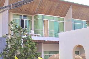 Smile Samui Chaweng Beach Front Resort